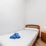 Apartment Eixample Esq Rocafort Diputacio By Interhome *