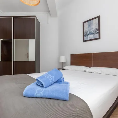 Apartamento Eixample Esq Rocafort Diputacio By Interhome Barcelona