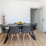 Eixample Esq Rocafort Diputacio By Interhome *
