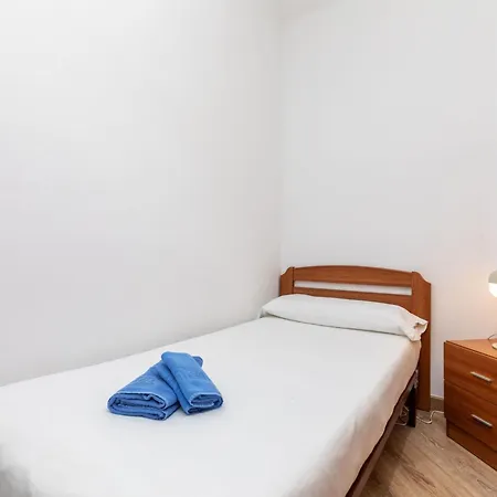 Apartment Eixample Esq Rocafort Diputacio By Interhome *