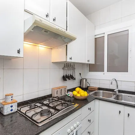 Apartment Eixample Esq Rocafort Diputacio By Interhome Barcelona