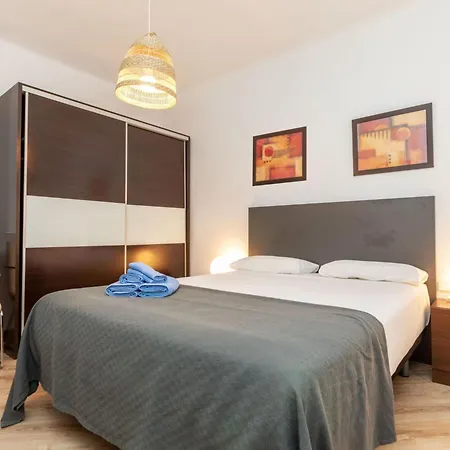 Eixample Esq Rocafort Diputacio By Interhome * برشلونة