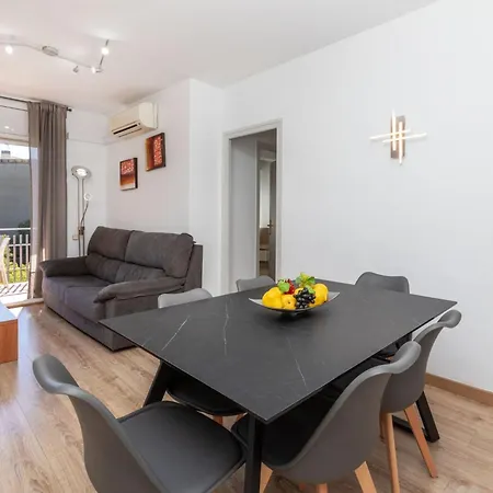 Eixample Esq Rocafort Diputacio By Interhome