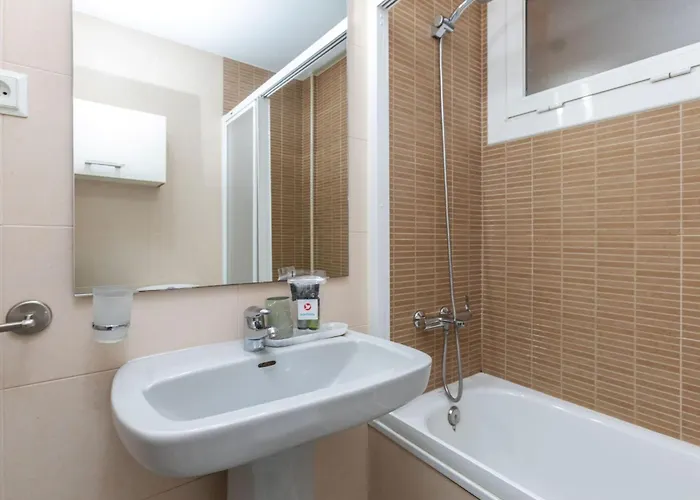 Apartamento Eixample Esq Rocafort Diputacio By Interhome Barcelona
