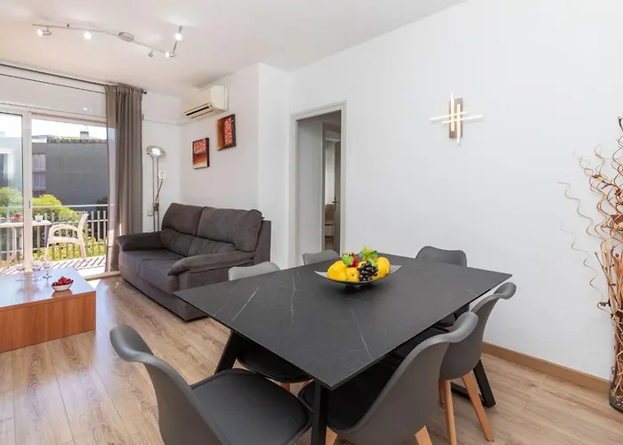 Eixample Esq Rocafort Diputacio By Interhome
